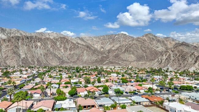 Building Photo - 51685 Avenida Herrera