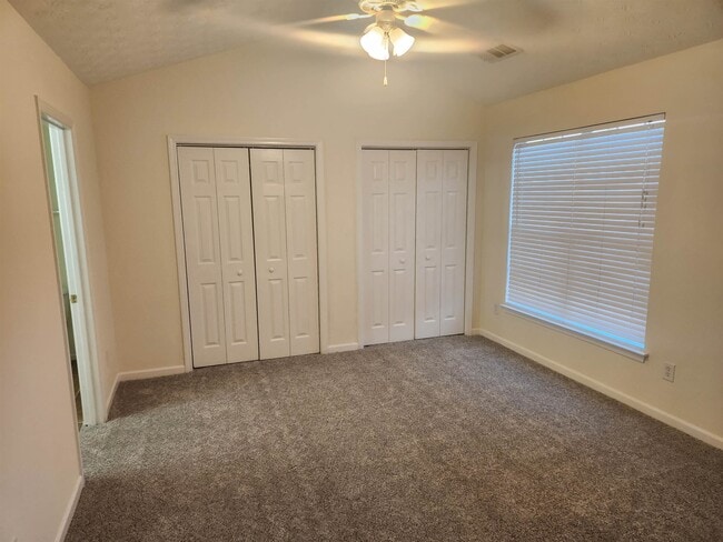 Building Photo - 2547 Walden Lake Dr