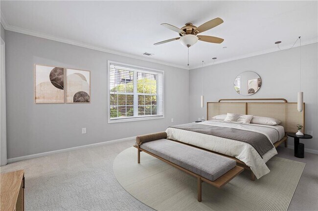 Building Photo - 305 Winding River Dr