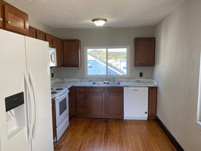 Building Photo - 4814 Tennessee St