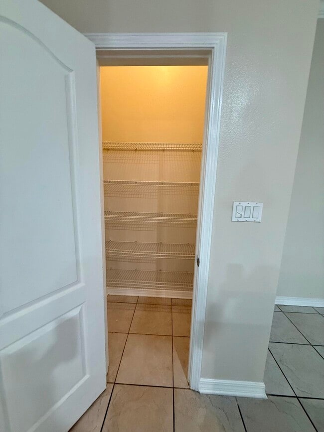 Building Photo - 790 Barley Port Ln