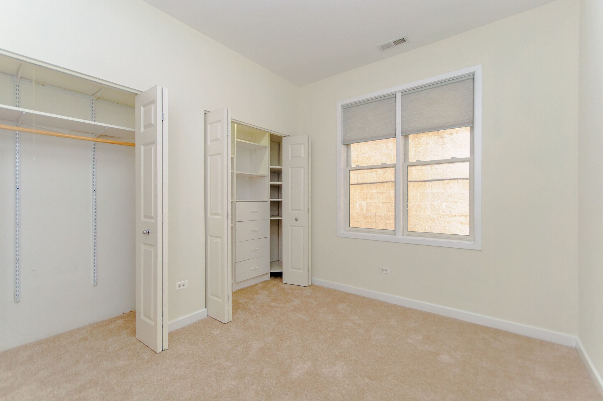 Building Photo - 1344 W Grenshaw St