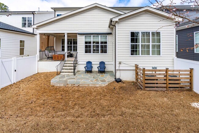 Building Photo - Incredible 5BD, 5BA North Raleigh Home with Bonus Room and Exercise Space