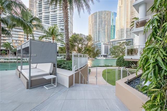 Building Photo - 901 Brickell Key Blvd