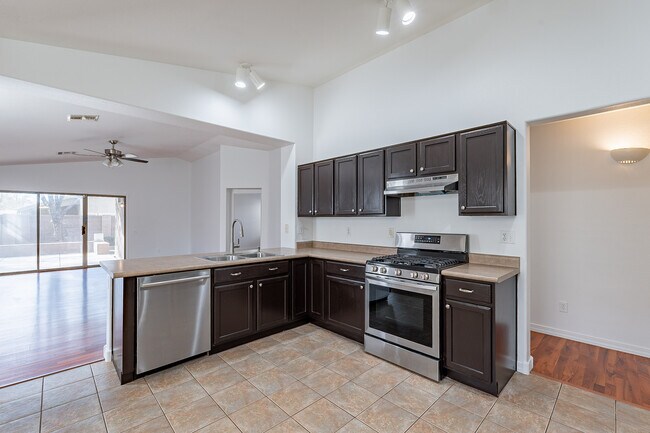 Building Photo - 2444 S Terrell