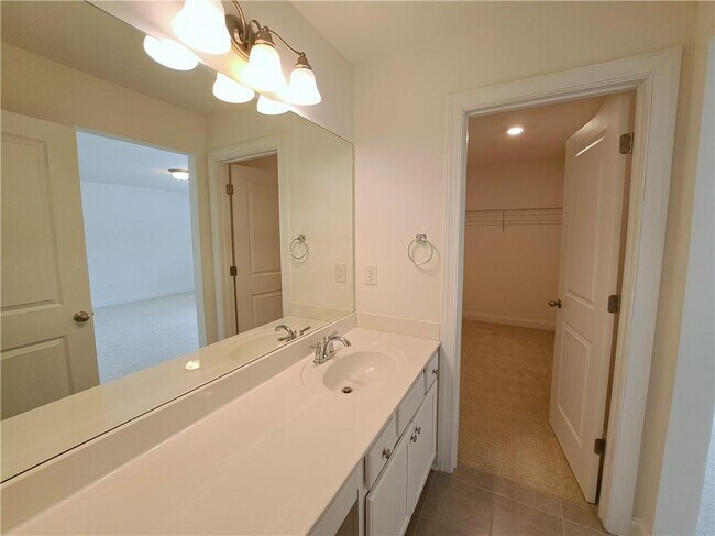 Building Photo - 1104 Hemingford Way