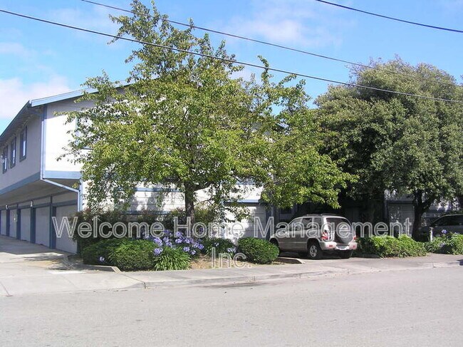 Primary Photo - 15636 Usher St