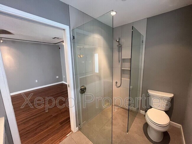 Building Photo - 4080 Cll San Antonio