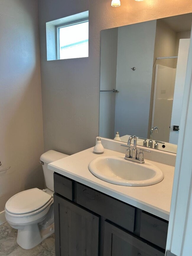 Building Photo - 4894A Giada Dr