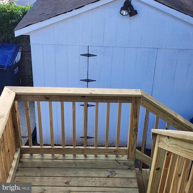 Building Photo - 1405 42nd St SE