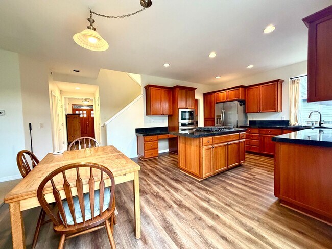 Building Photo - Beautiful Home in the Sought After Arbor Crossing Subdivision~ Soaring Windows with Great Natural...