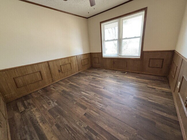 Building Photo - 1848 Houston St