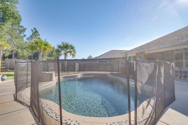 Building Photo - 4668 Red Oak Dr