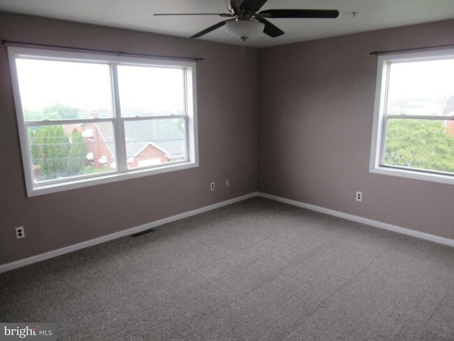 Building Photo - 436 Coates St