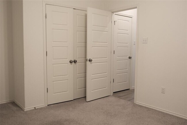 Building Photo - 11720 Reindeer Dr