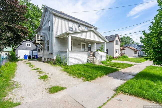 Building Photo - 1016 N Union St