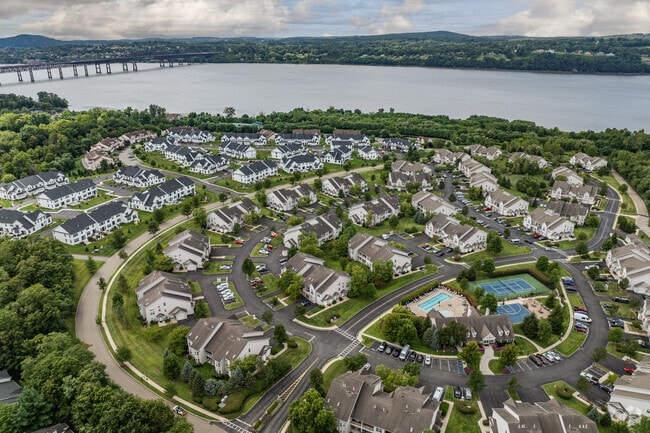 Aerial Photo - Rivercrest Apartments