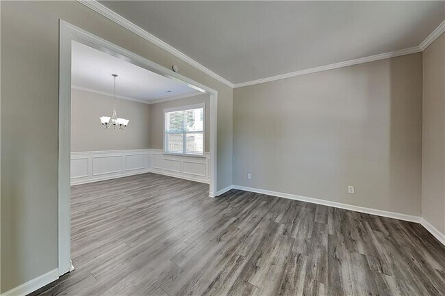 Building Photo - 3613 Aberdeen Way