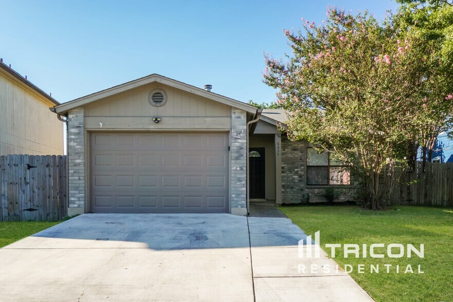 Primary Photo - 6854 Eden Grove Dr