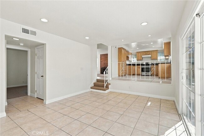 Building Photo - 6912 Tahiti Dr