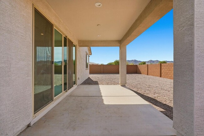 Building Photo - 641 S Davidson Ln