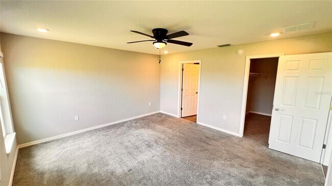 Building Photo - 1097 SILAS St