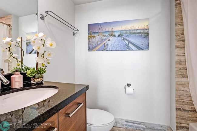 Building Photo - 101 S Fort Lauderdale Beach Blvd