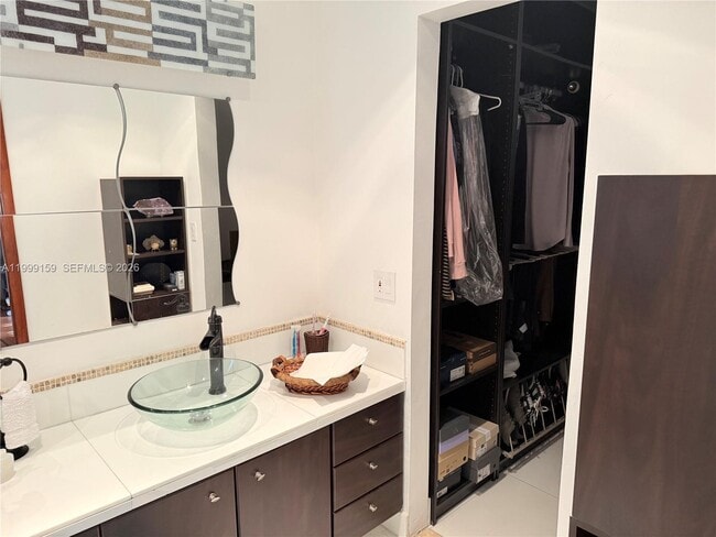 Building Photo - 9410 SW 78th St