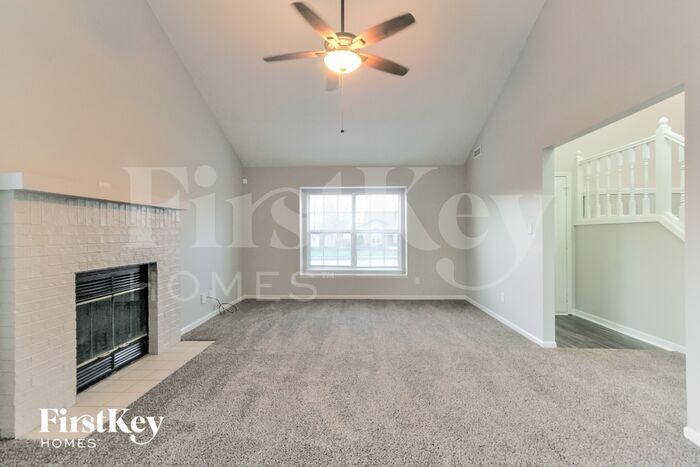 Building Photo - 1547 Doe Ln