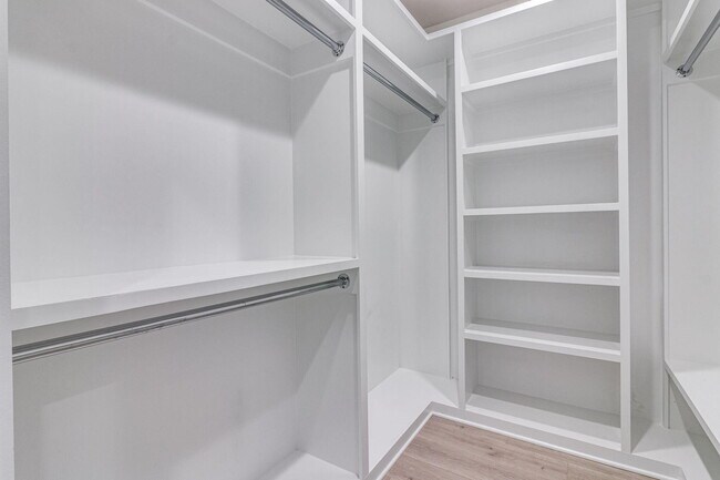 Building Photo - 105 Sugar Sands Dr