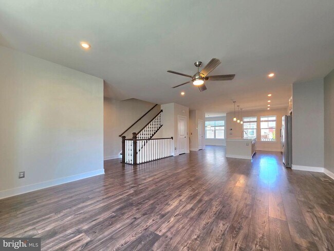 Building Photo - 1552 Meadowlark Glen Rd