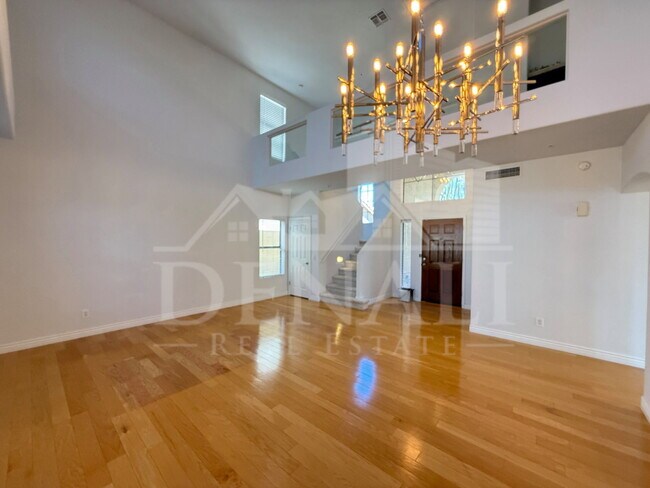 Building Photo - 14204 N 100th Pl