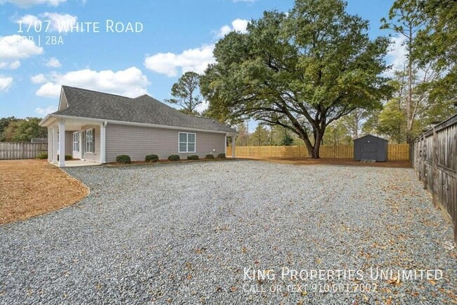 Building Photo - 1707 White Rd