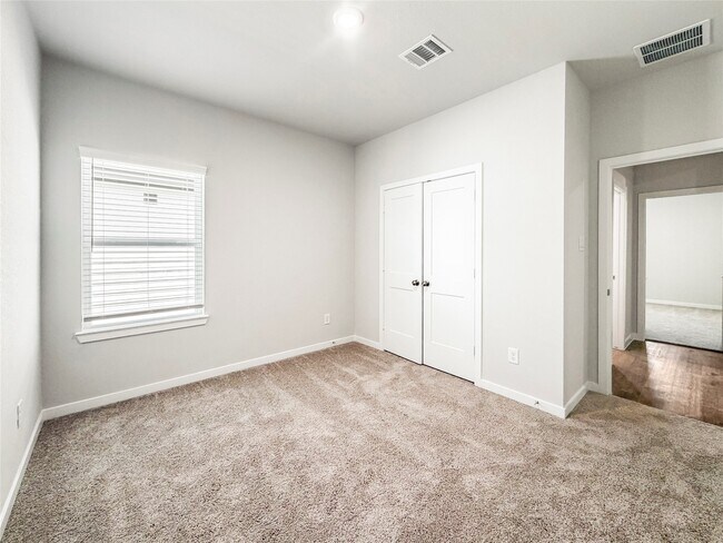 Building Photo - 11979 Wisteria Mdws Dr