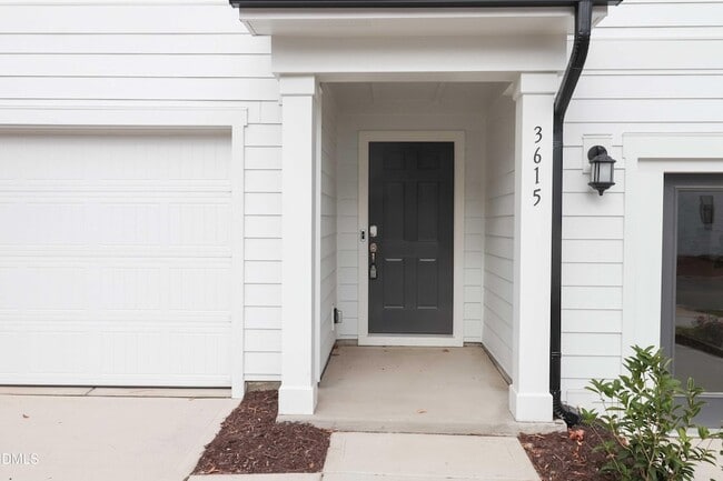 Building Photo - 3615 Elm Grv Ln