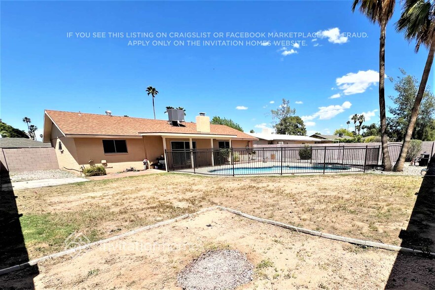 Building Photo - 413 E Fremont Dr