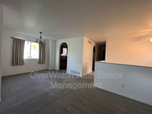 Building Photo - 17925 Beaujolais Dr
