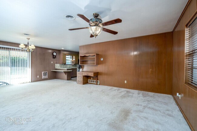 Building Photo - 509 S 8th St