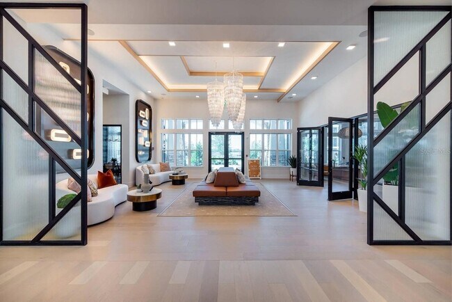 Building Photo - 3020 Base Blvd