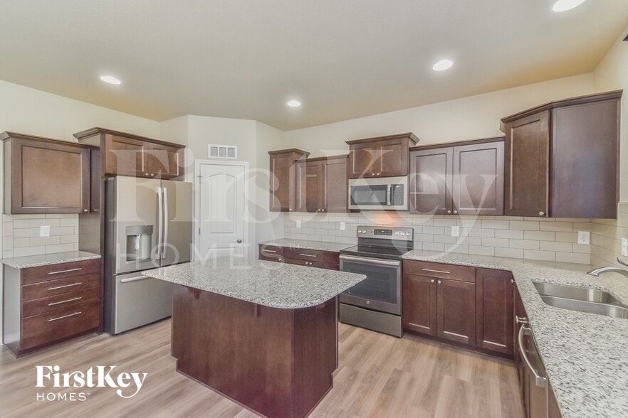 Building Photo - 8288 Kintla Ct