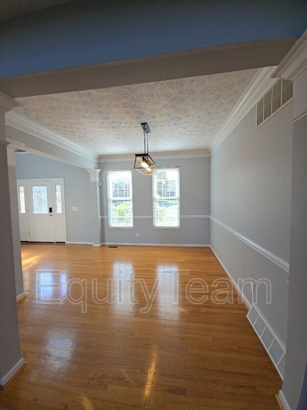 Building Photo - 6545 Farmbrooke Ct