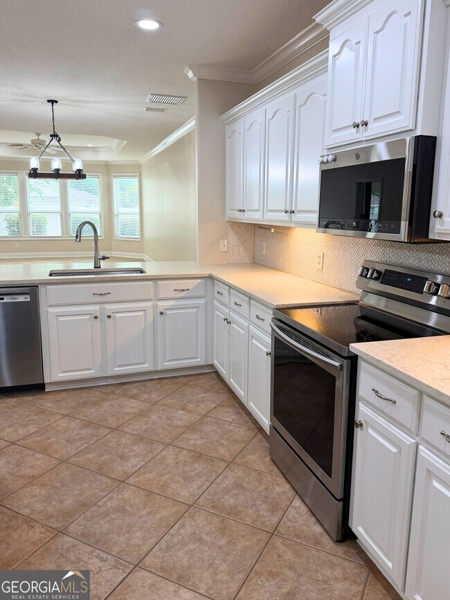 Building Photo - 126 Miller Ct