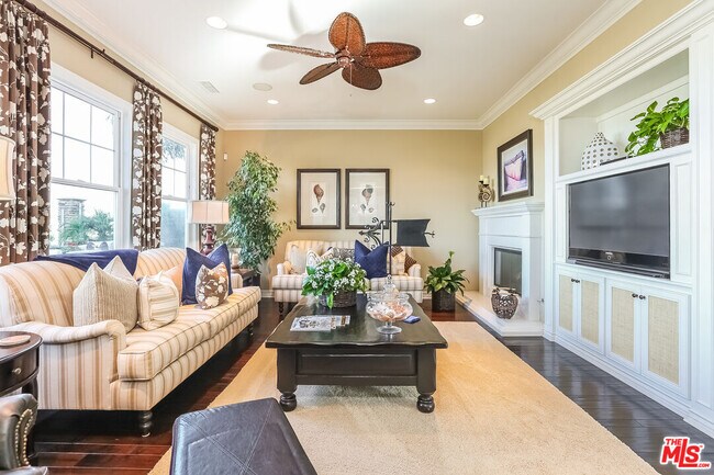 Building Photo - 7391 W Coastal View Dr