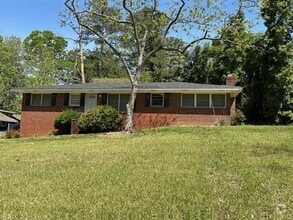 Building Photo - 506 Pineridge Rd