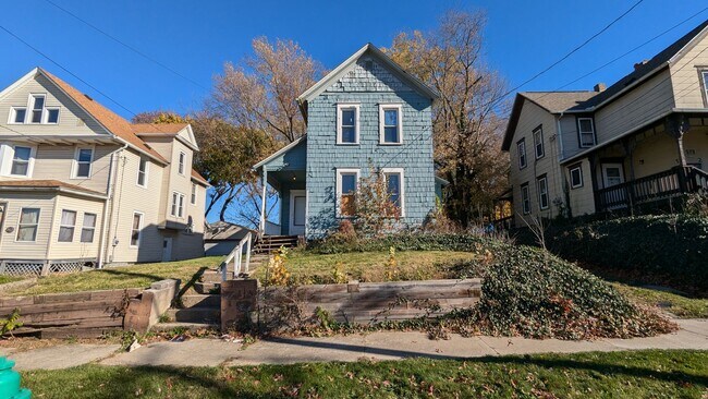 Building Photo - Atlas Investment Group, LLC (569 Allyn St ...