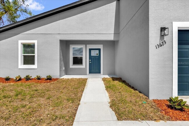 Building Photo - 13673 SW 43rd Cir