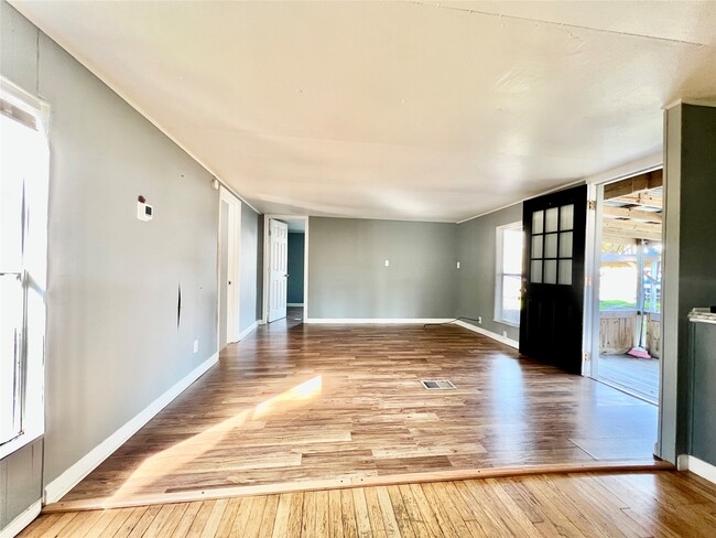 Building Photo - 1508 Darden Dr