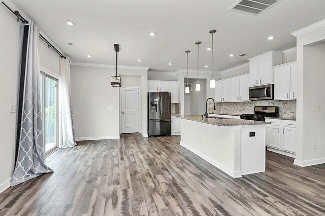 Building Photo - 8315 Flint Hill Dr