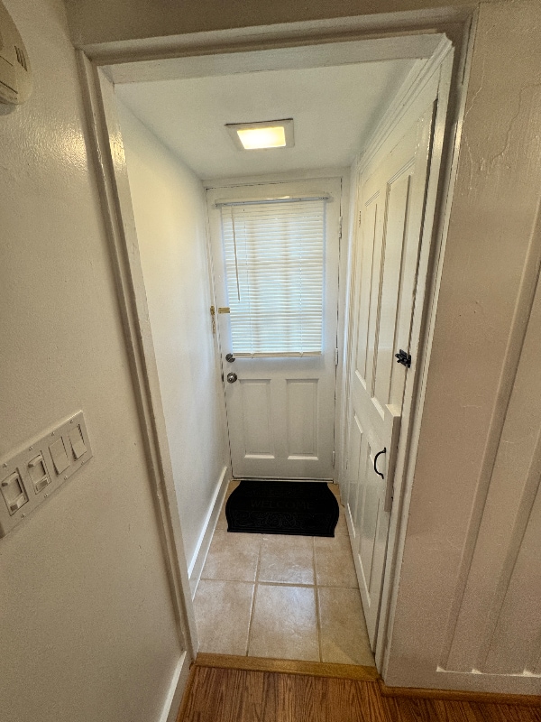 Building Photo - 315 Maplewood Ave