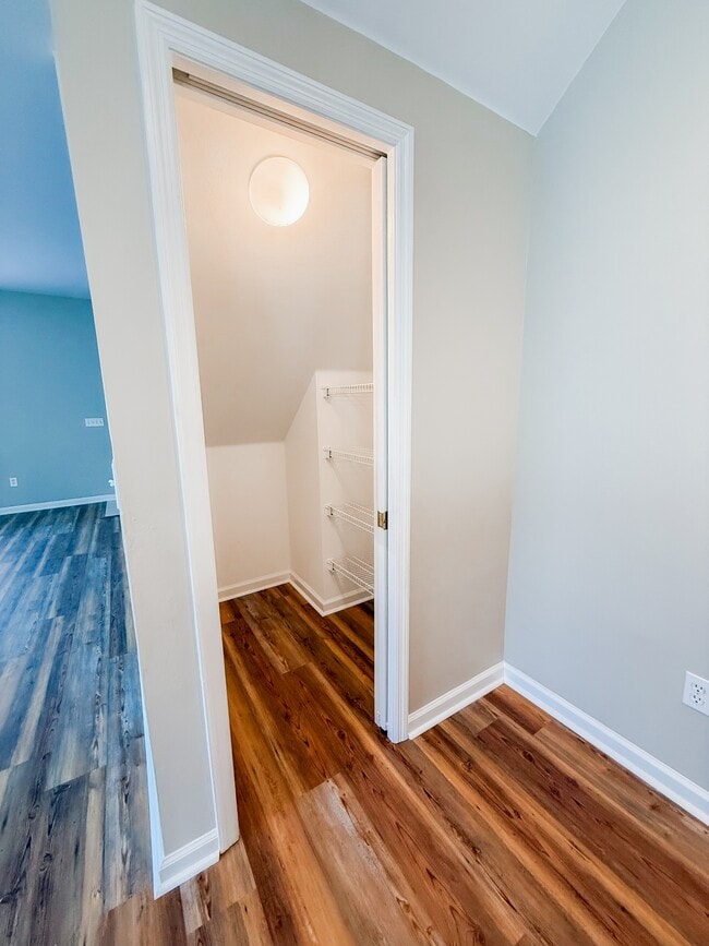 Building Photo - 113 Spokan Trail